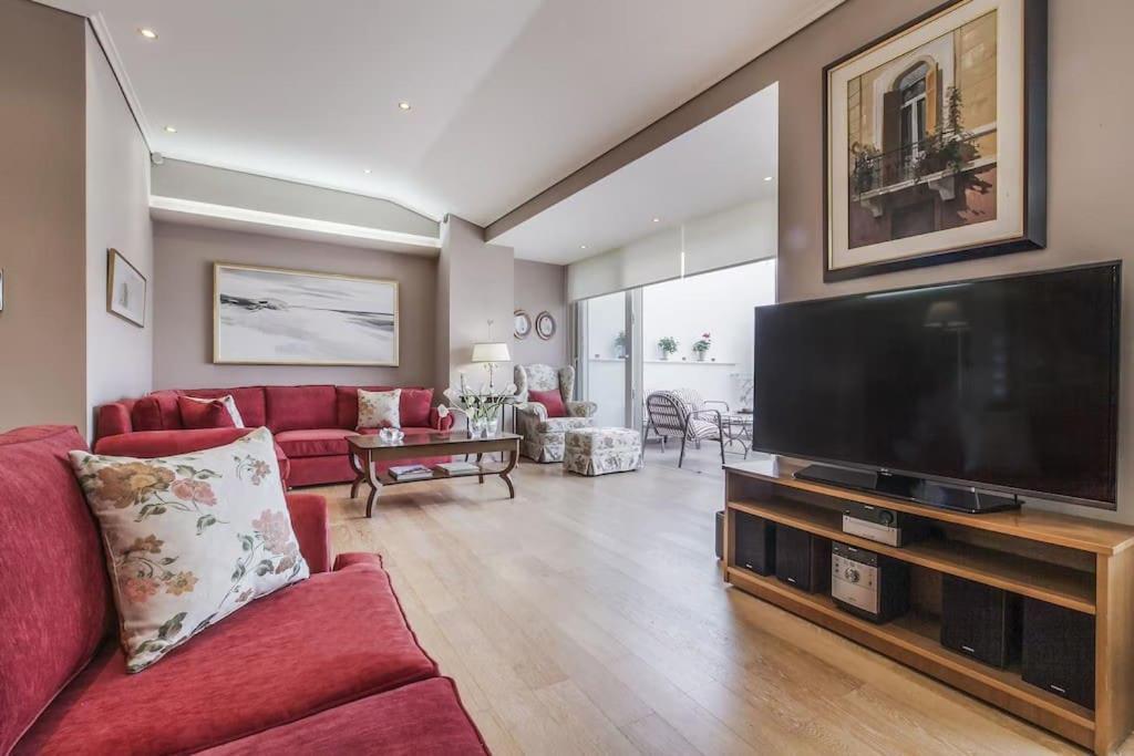 Luxury Acropolis View Duplex Penthouse In Thiseio 155M2 أثينا المظهر الخارجي الصورة